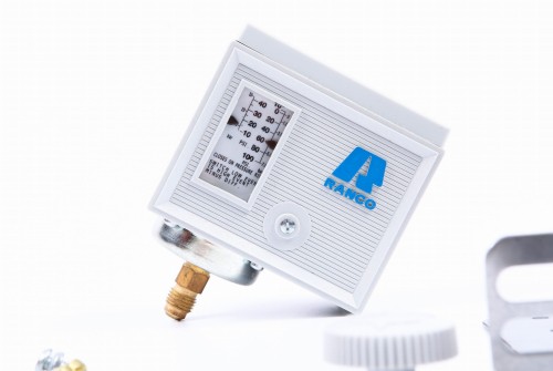Presostat mechaniczny RANCO P016-6751 z ręcznym resetem