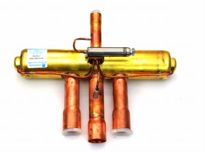 Zawór czterodrogowy ELIWELL 3/4"-1/2" (bez cewki) 