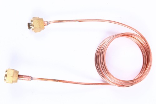 Kapilara z dwoma nakrętkami 1/4" SAE z popychaczem