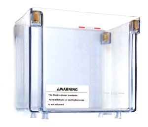 Zbiornik płynu 2l  do maszyny płuczącej, osłona plastikowa, części  zamienne do maszyn klimatyzacji, płukania